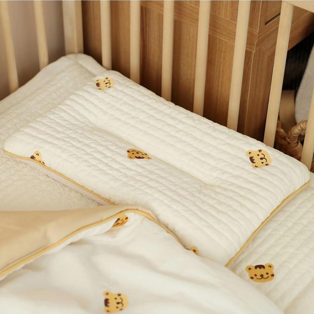 Reusable Rectangular Comfortable Stuffed Baby Sleeping Pillow Nursery Supplies